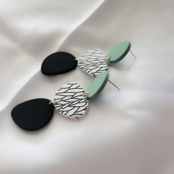 5/$25 Green and Black Acrylic Geometric Statement Earrings - Picture 10 of 10